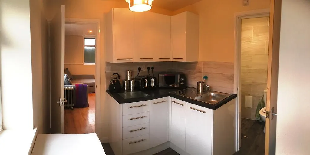 Ty Mynydd Lodge Holiday Home Cardiff