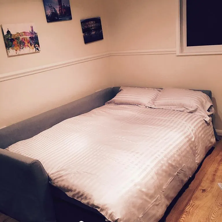 Ty Mynydd Lodge Holiday Home Cardiff